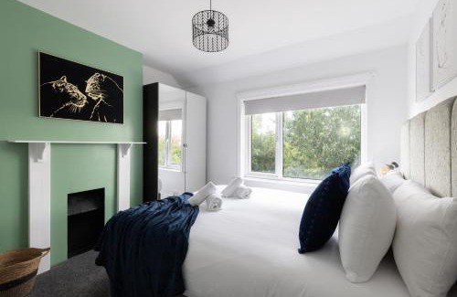 Stockton-on-Tees House | Cleveland House Fast Wifi & Free Parking