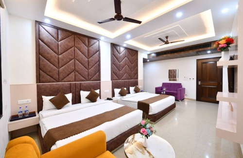 Faizabad Hotel | Click Hotel Narayana