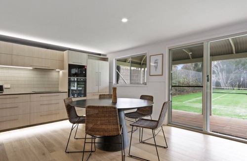 Metung Cottage | Cliff House Cottage - Metung