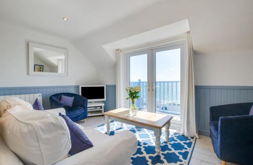 Porthleven House | Cliff Top Cottage