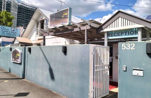Kangaroo Point Hotel | cliffinn kangaroo point