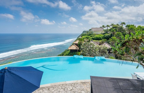 Ungasan Villa | Cliffront Tropical Villa Cantik