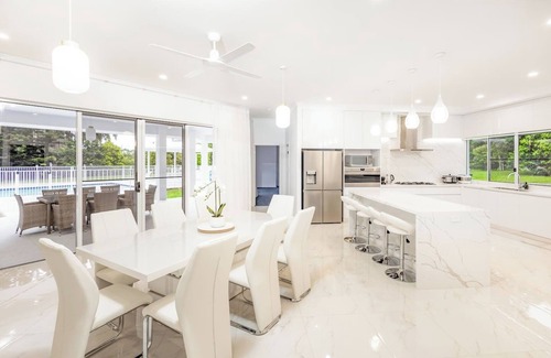 Clifton Beach House | Clifton Cove A Luxury Escape by the Beach
