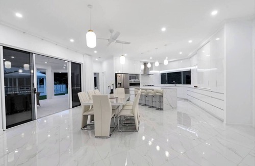 Clifton Beach House | Clifton Cove A Luxury Escape by the Beach
