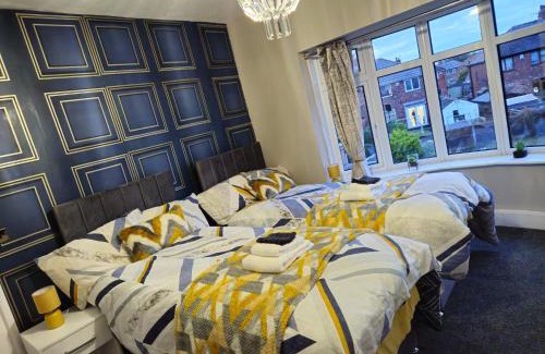 Preston Apartment | Clifton House, For Holidays, Contractors, Relocation, Work, Etc, Free Parking and Wifi