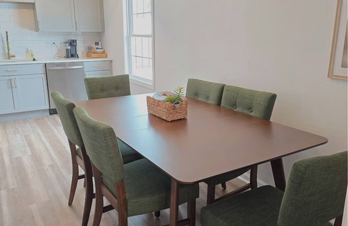 Madison House | Clifty Falls Family Getaway-Sleeps 8-3 Miles to Historic Downtown & River Front