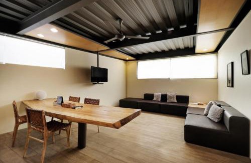 Sunset Road Apartment | Clio Apartment