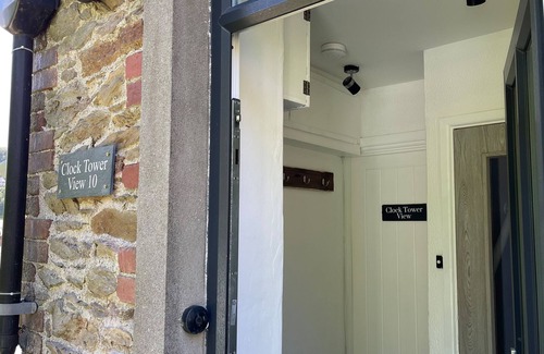 Looe Cottage | Clock Tower View