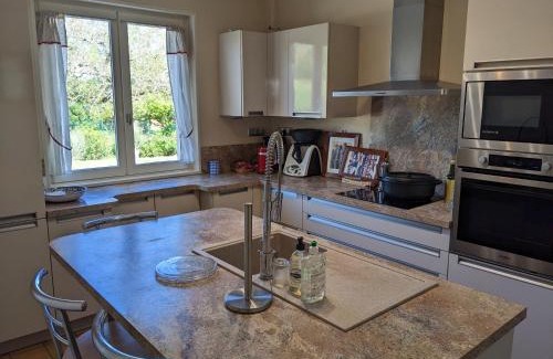 Savigny-sur-Grosne House | Clos du Château - Large House with Private Pool and Valley View