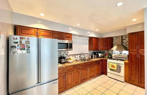 Pembroke Pines House | Close to both Miami & Ft. Lauderdale in Hollywood, FL!