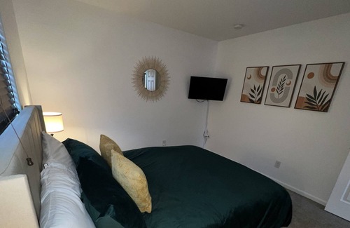 Maryvale House | Close to Cardinal & West Gate