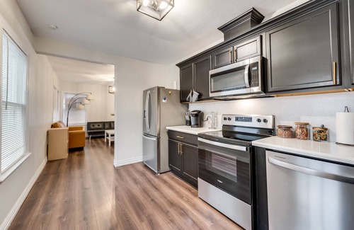 Carter Riverside House | Close to down town Fort Worth