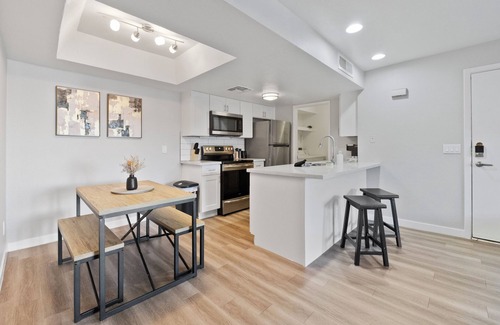 Mesa Apartment | Close to Hospitals, Dining, Parks & Light Rail