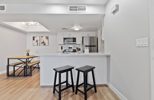 Mesa Apartment | Close to Hospitals, Dining, Parks & Light Rail