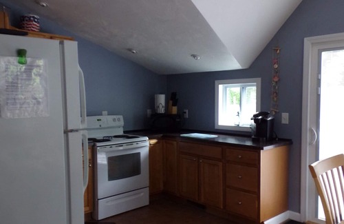 Hyannis House | Close to it all;Beaches, Shopping Centers,Downtown,Ferry and more
