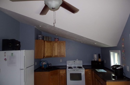 Hyannis House | Close to it all;Beaches, Shopping Centers,Downtown,Ferry and more