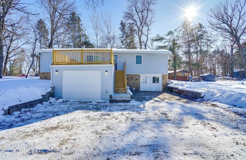 Isanti House | Close to Lake & Main Street: Isanti Home w/Deck