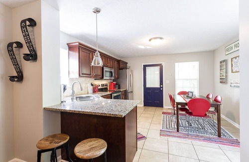 Phoenix Hill House | Close to NuLu and the downtown hospitals!