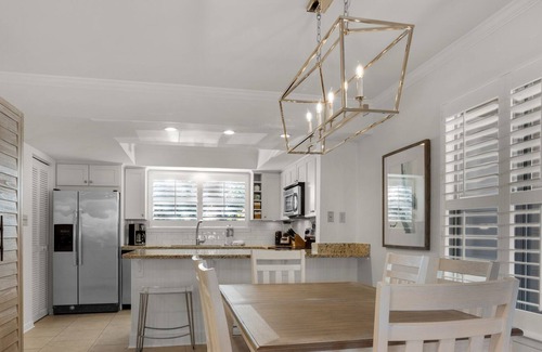 Gulf Pines Condo | Close to Pool, Granite and Stainless Steel Kitchen, Ground Floor Cottage