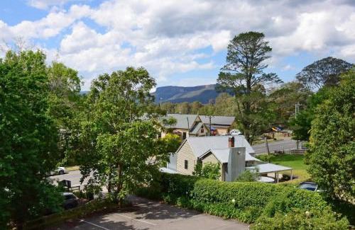 Kangaroo Valley House | Cloudsong Chalet 1 Close to the village centre