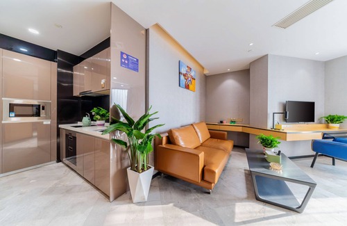 Yuexiu Apartment | Cloudy International Apartment