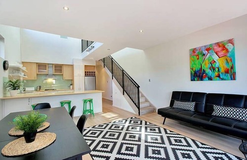 Clovelly House | Clovelly/Bronte Shoreside - 4 bedroom house