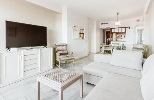 Costa Adeje Apartment | Club Atlantis Aparthotel Ocean View