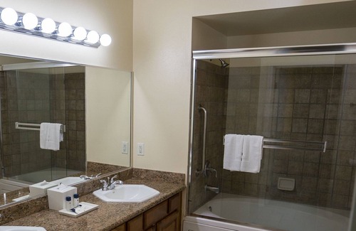 Las Vegas Resort | Club de Soleil 2 BDR/2 Bath Resort Condo 3 Beds, Sleeps 6