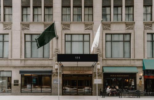 The Loop Hotel | Club Quarters Hotel Central Loop, Chicago