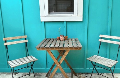 Montopolis Apartment | Club Studio . 5 Min to Airport . CuteandCozy Stay