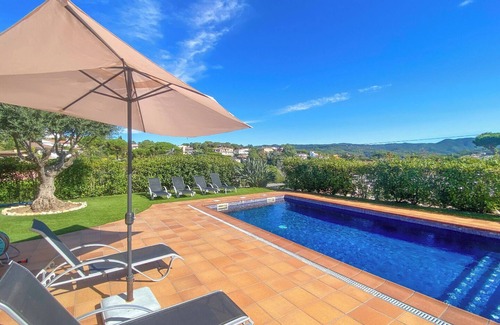 Condado del Jaruco Villa | Club Villamar - Precious villa located in a privileged area with sea views, a perfect election fo.