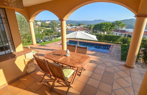 Condado del Jaruco Villa | Club Villamar - Precious villa located in a privileged area with sea views, a perfect election fo.