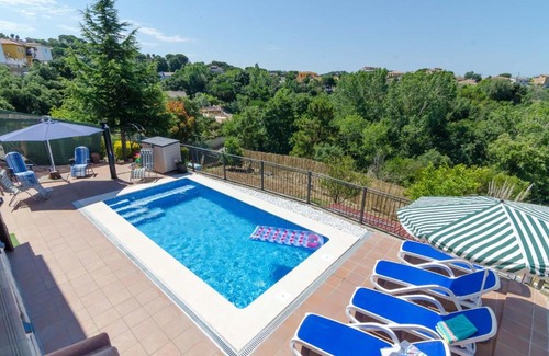 Vidreres Villa | Club Villamar - Verger