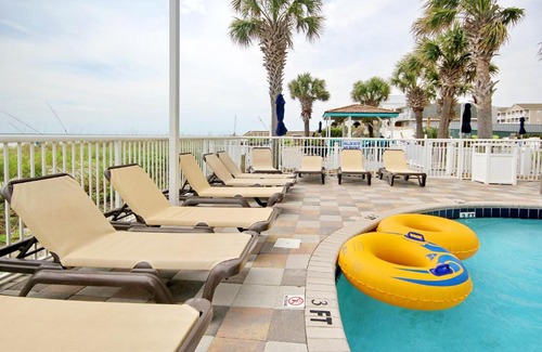 Cherry Grove Beach Hotel | Club Wyndham 521