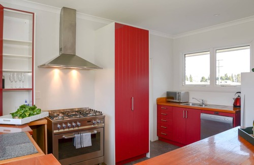Clyde House | Clyde perfect - Central - rail trail perfect.