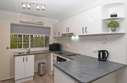 Torquay Apartment | Coast Apartments Dual Level Apartment