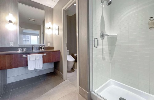 Coal Harbour Hotel | Coast Coal Harbour Vancouver Hotel by APA