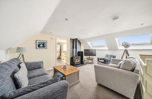 Hartland House | Coast View