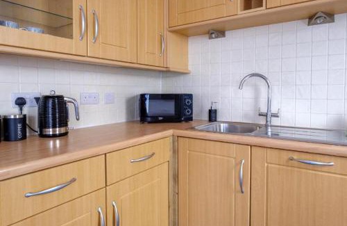 Cleethorpes House | Coastal 3-Bed with Great Rates for Long Stays