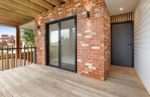 Inverloch House | Coastal Beauty on Bruce