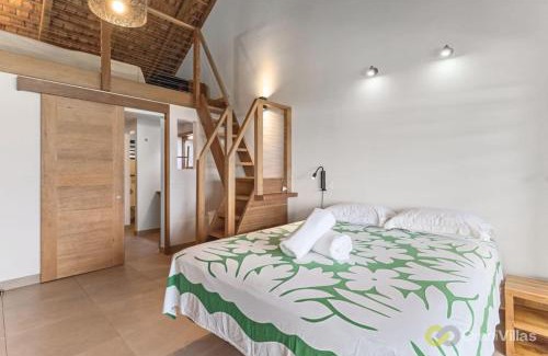 Temae House | Coastal Bliss: 1BR Bungalow by the Sea in Moorea