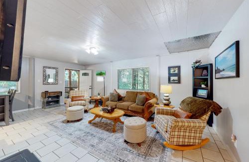 Gualala House | Coastal Cabin