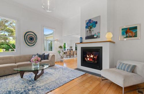 Sorrento Hotel | Coastal Charm in Prime Position