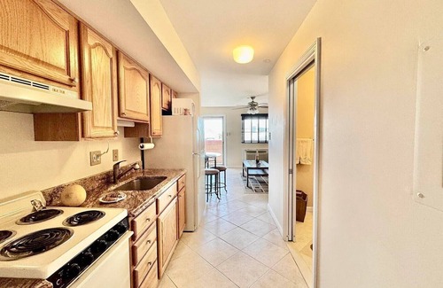 Southend Condo | Coastal Charm Meets Cozy Comfort - 1BR Beachside Beauty!