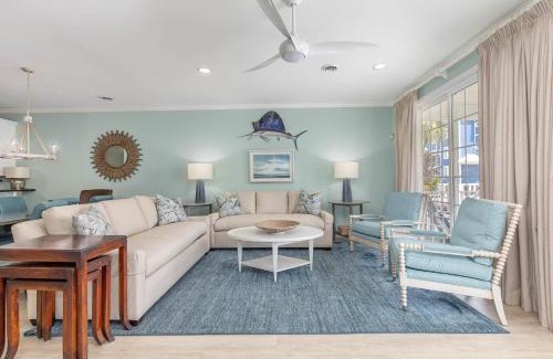 Surfside Beach House | Coastal Charm