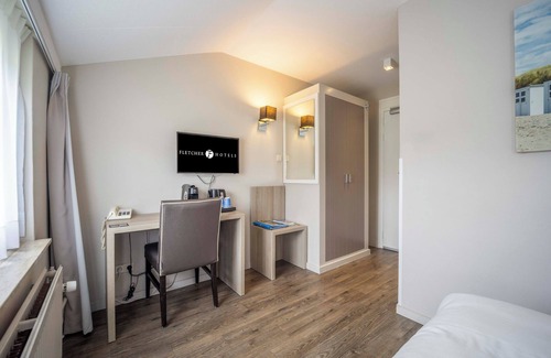 Westkapelle Hotel | Coastal Comfort with Outdoor Pool, E-Bike Trails & Sunny Deck Lounging