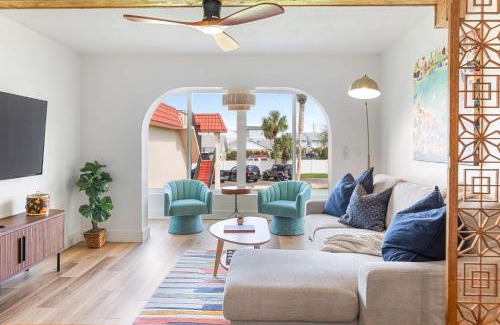 Crescent Beach House | Coastal Condo - Walk to Beach Pool Pickleball and Boat Ramp