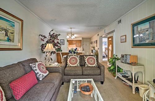 Isle of Palms Apartment | Coastal Condo with Pool Access - Walk To Beach!