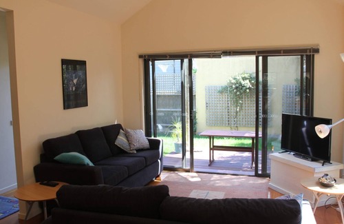 Aireys Inlet House | Coastal Cottage ID - AI072