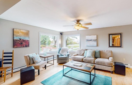 Lubec House | Coastal Cottage